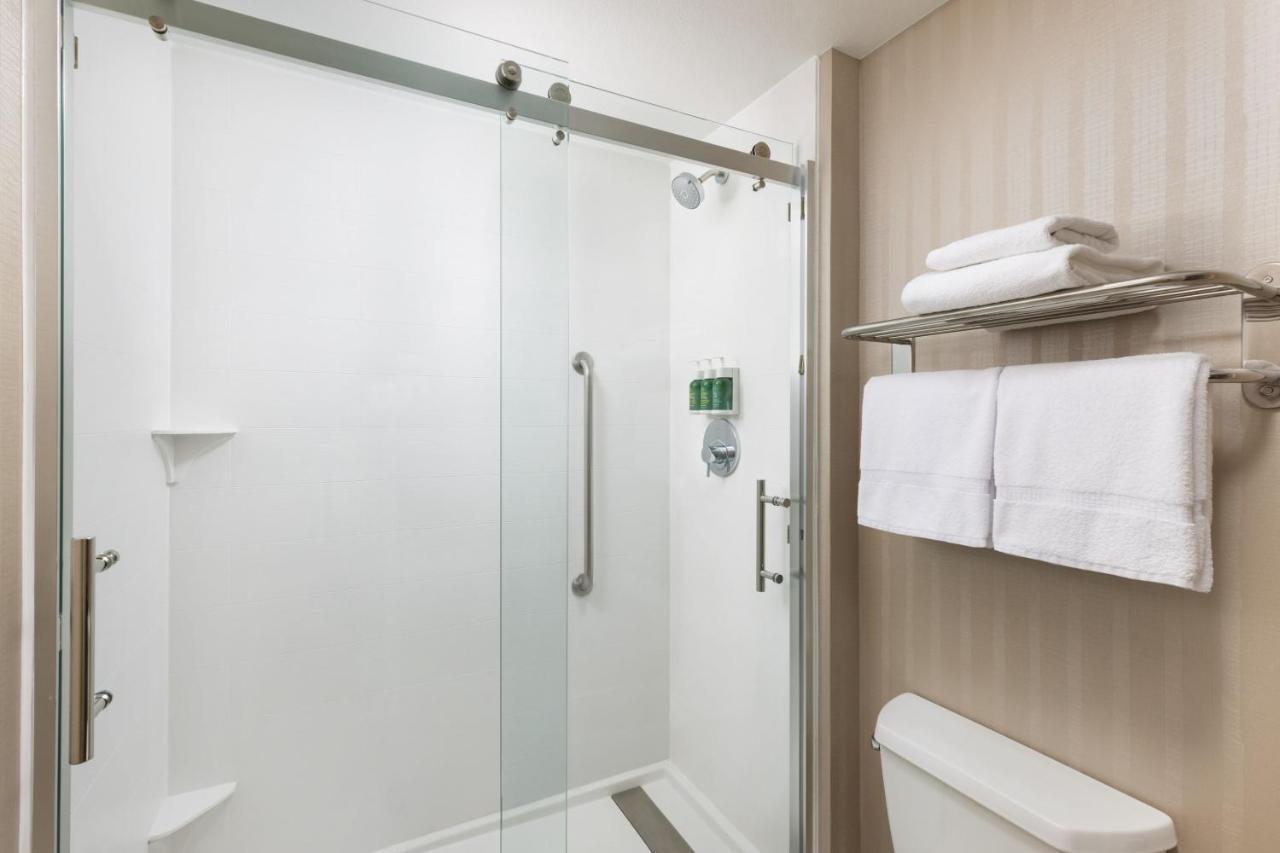 Springhill Suites Fresno Exterior foto