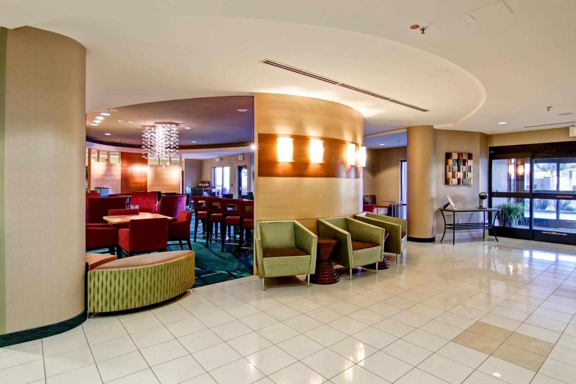 Springhill Suites Fresno Exterior foto